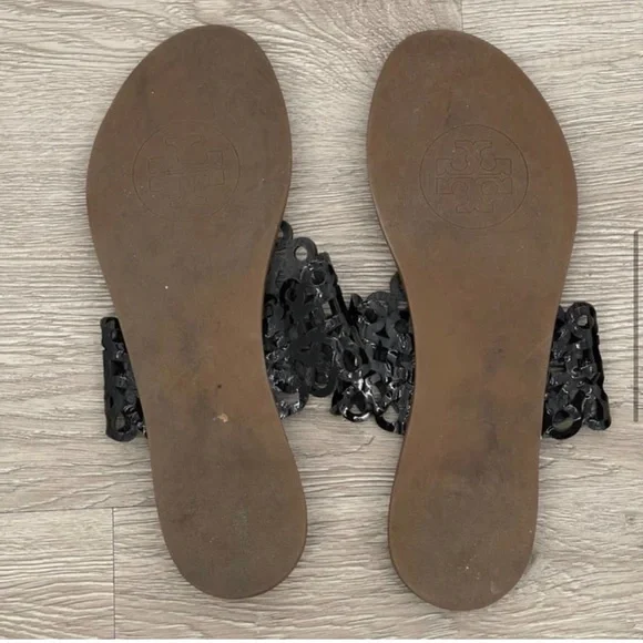 Tory Burch Davy laser cut thong sandal Black Patent Leather size 8 - Picture 6 of 9